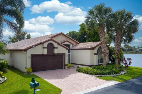 6456 Placid Lake Ln, Boynton Beach, FL 33437-5549