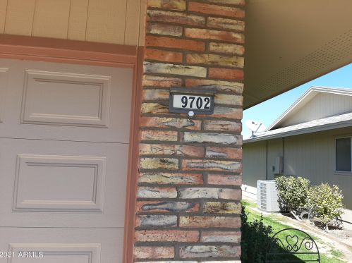 9702 Shasta Dr, Sun City, AZ 85351-2067