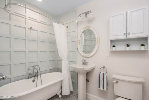 2621 10th St, Phoenix AZ  85006-1017 exterior