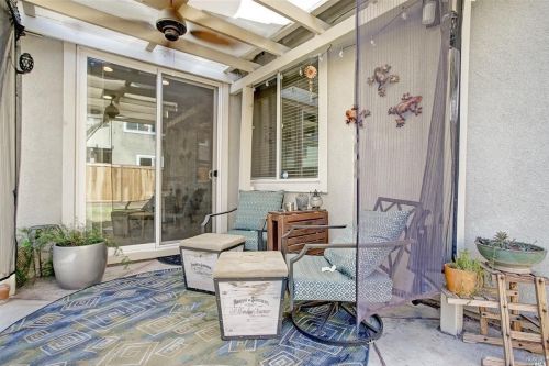 636 Silver Star Ct, Vacaville CA  95688-9478 exterior