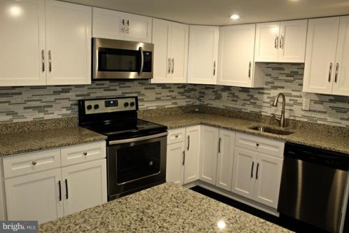 12723 Midwood Ln, Bowie, MD 20715-1631