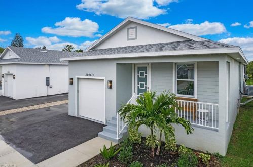 26961 Riverside Dr, Bonita Springs, FL 34135-5006