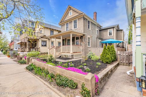 95 Cookman Ave, Ocean Grove, NJ 07756-1023