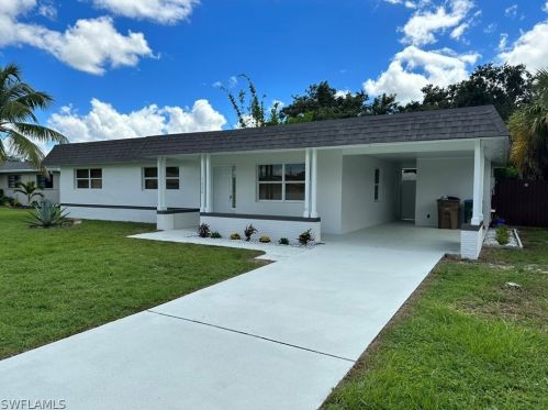 1426 4th Ter, Cape Coral, FL 33909-2151