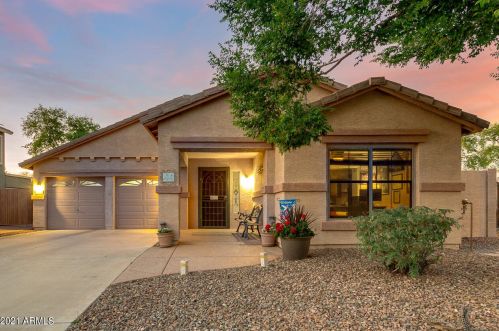 3370 Joseph Way, Gilbert, AZ 85295-2105