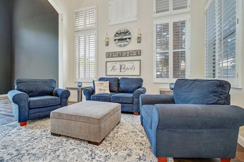29584 Mammoth Ln, Santa Clarita CA  91387-6216 exterior