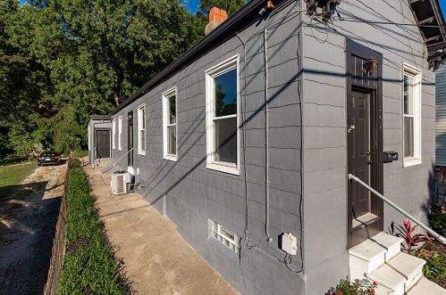 861 Crescent Ave, Covington, KY 41011-1019