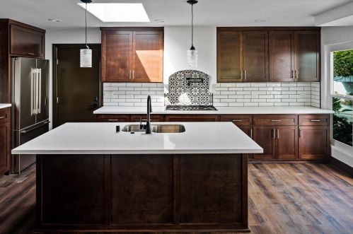 4792 Galicia Way, Oceanside CA  92056-5122 exterior