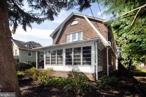 221 Kings Hwy, Camden, NJ 08106-1616