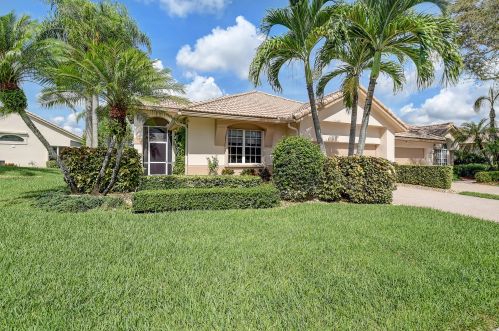 8853 Shoal Creek Ln, Boynton Beach, FL 33472-2506