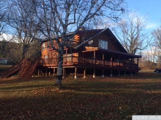 792 Merwin St, Jewett, NY 12444-5030