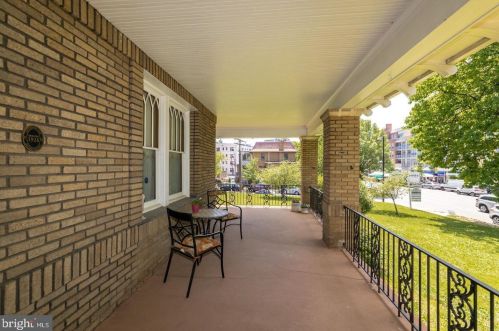 3427 Wisconsin Ave, Washington DC 20016-2154 exterior