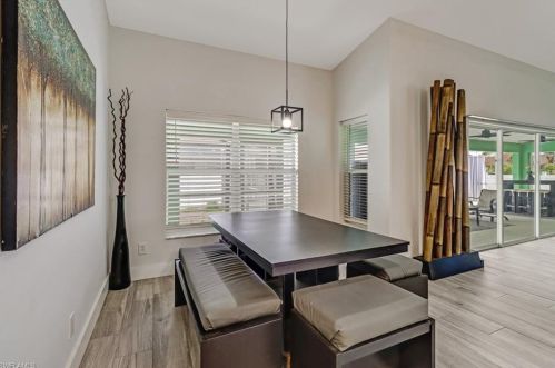 1731 43rd St, Cape Coral, FL 33904-7484