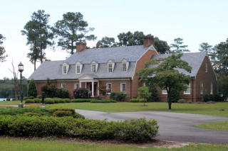 631 Lake Shore Dr, Goldsboro, NC 27534-8970