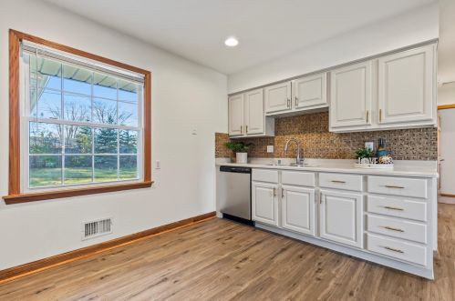 939 Kims Ln, Mukwonago WI  53149-1118 exterior