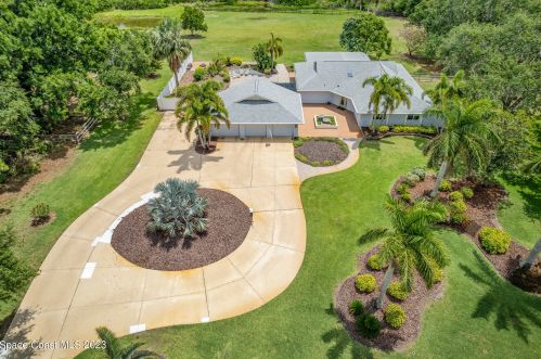 3450 Tropical Trl, Merritt Island, FL 32952-6013