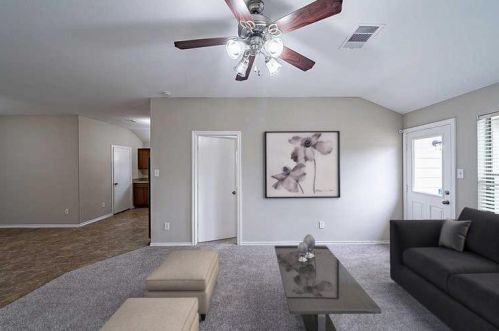 813 Katydid Ct, Conroe, TX 77301-5511