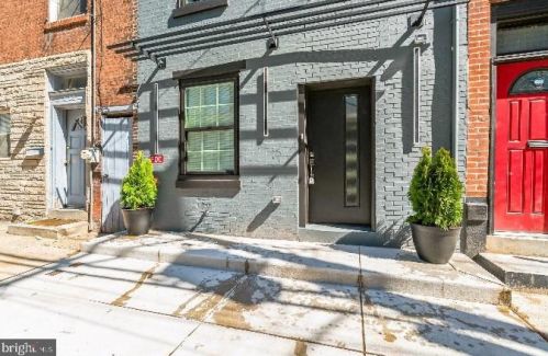 1127 Hancock St, Philadelphia PA  19123-1624 exterior