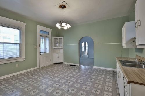 1319 Holman St, Covington KY  41011-1170 exterior