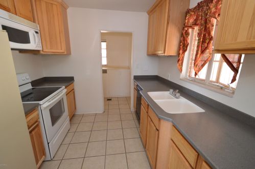 1719 Hedrick Dr, Tucson AZ  85719-2765 exterior