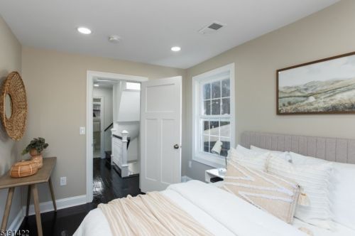 49 Elmwood Ave, Montclair NJ  07042-4531 exterior