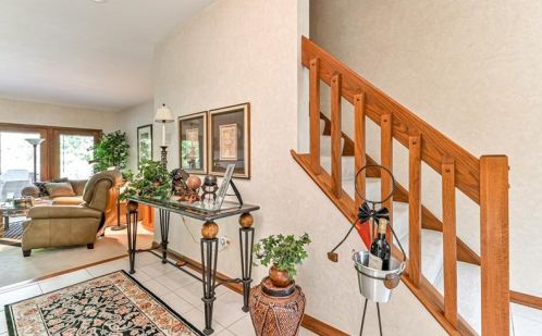 1589 Stone Mansion Dr, Sewickley, PA 15143-8665