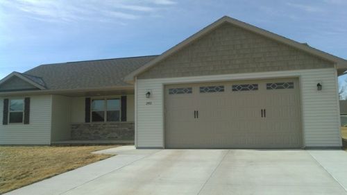 2401 Haas Rd, Kaukauna, WI 54130-3966