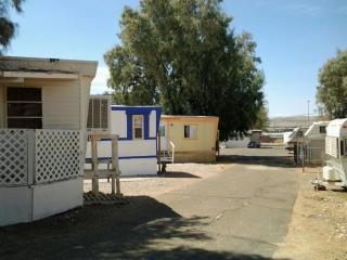 971 Main St, Barstow CA  92311-2661 exterior