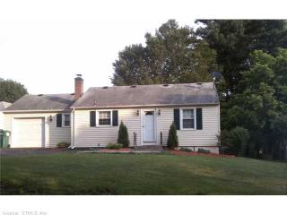 496 Center Street Ext, Southington CT  06489-2140 exterior