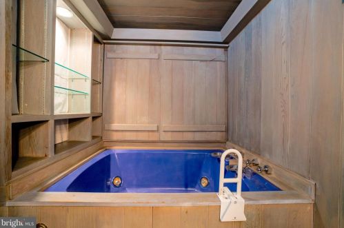 285-6 Chelsea Cir, Newtown Square PA  19073-2104 exterior