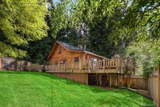 58 211 Pl, Redmond WA  98053-2352 exterior