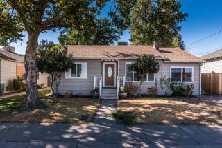 416 Stanford Ave, Roseville, CA 95678-1556