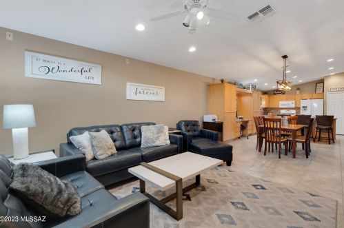 6952 Tacna Dr, Tucson AZ 85743-1422 exterior