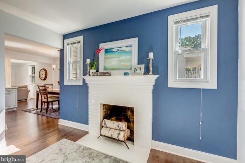 6710 Chestnut Ave, Falls Church VA  22042-2112 exterior