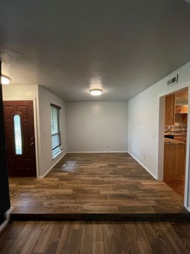 608 Towne House Ln, Richardson TX  75081-3530 exterior