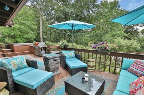 68 Spice Bush Ln, Tuxedo Park NY  10987-3518 exterior