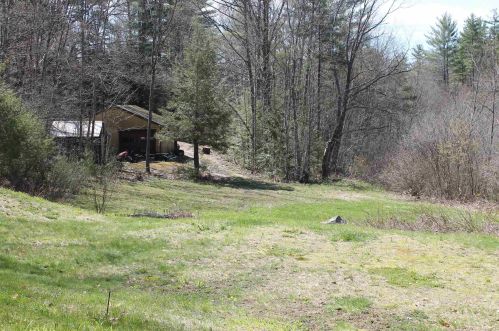 25 Warner Rd, Henniker NH  03242-3168 exterior