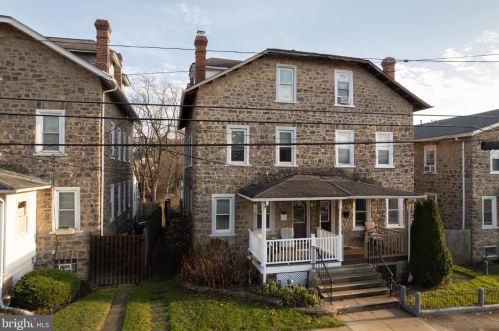 32 Church St, Prospectville, PA 19002-5616