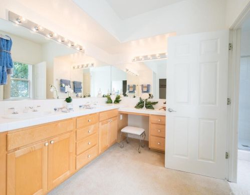 298 Vista Dr, Pismo Beach CA  93420-1421 exterior