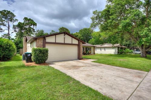 8708 Tall Pine Ln, Orlando, FL 32825-6315