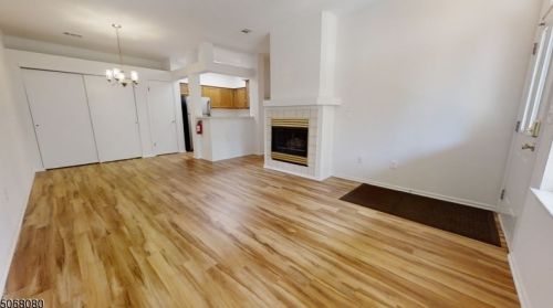 83 Wentworth Rd, Bedminster NJ  07921-2006 exterior
