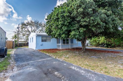 4316 Browning Dr, West Palm Beach, FL 33406-2918