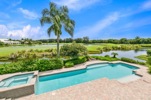 90 Caribe Way, Vero Beach FL 32963-9503 exterior