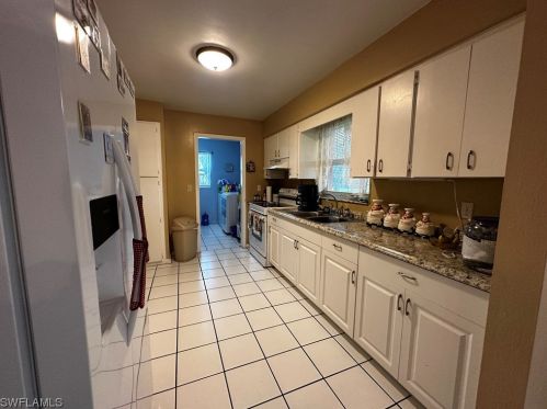 1535 Medford Pl, Lehigh Acres FL  33936-5945 exterior