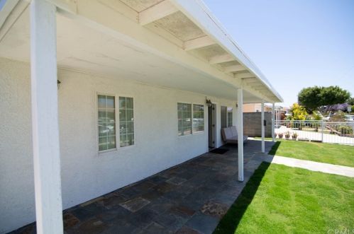 22622 Marbella Ave, Long Beach CA  90745-3921 exterior