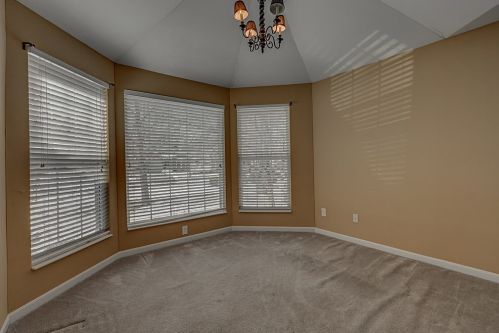 4005 Windfield Ln, Covington, KY 41018-3813