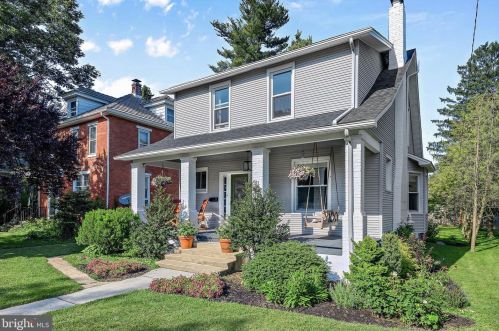 131 26th St, Camp Hill, PA 17011-3617