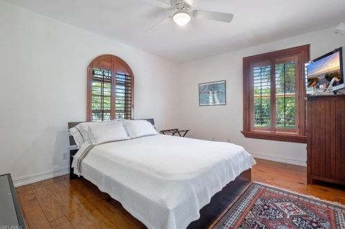 6511 Sable Rdg Ln, Naples FL 34109-3868 exterior