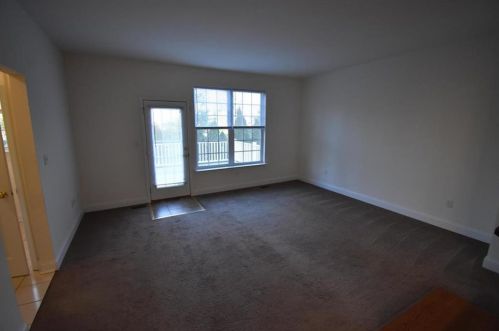 97 Highlands Blvd, Easton PA  18042-7262 exterior