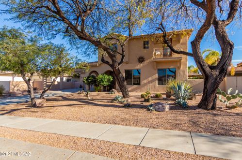 469 Sunview Dr, Tucson, AZ 85755-1751